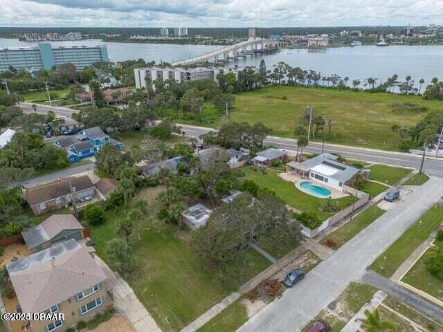 326 Ribault Ave, Daytona Beach, FL 32118 - birds eye view of property featuring a water view