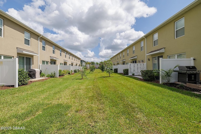58 Bella Oaks Dr, Port Orange, FL 32129 - view of yard featuring a residential view