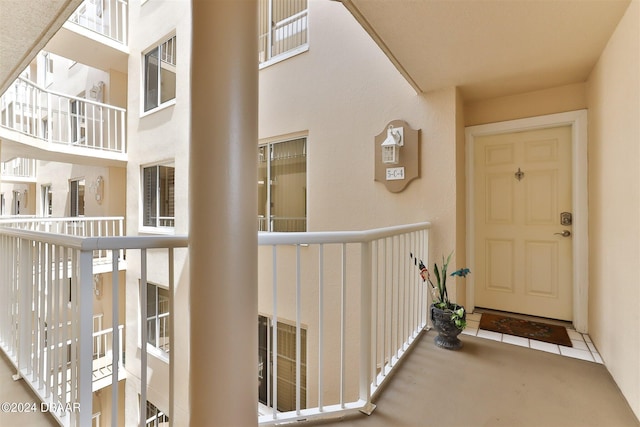 3 Oceans W Blvd Unit 5C4, Daytona Beach Shores, FL 32118 - entrance to property with stucco siding and a balcony