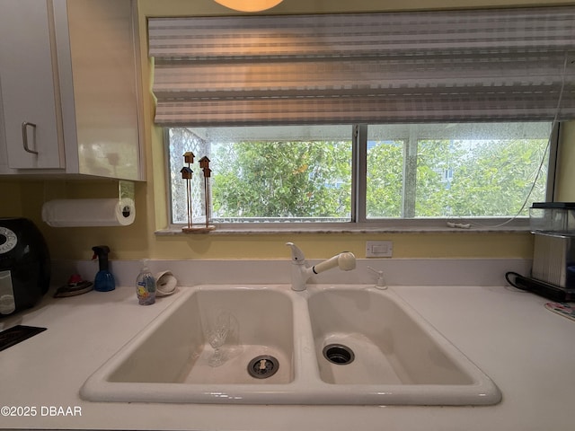 6361 Turtlemound Rd, New Smyrna Beach, FL 32169 - room details with light countertops and a sink