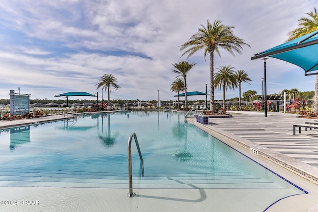 view of swimming pool featuring a patio