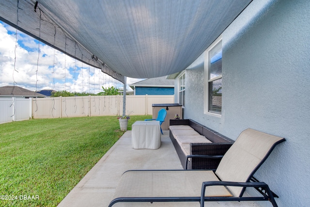 view of patio featuring a fenced backyard