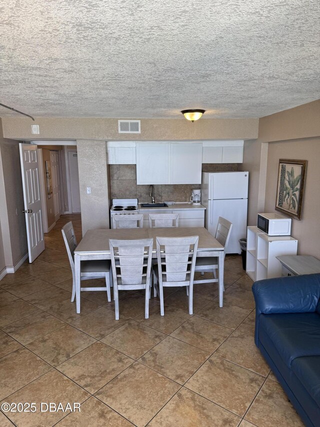 Listing photo 8 - caption unavailable