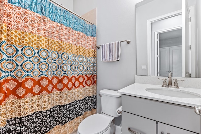6423 Hanfield Ln, Port Orange, FL 32128 - full bathroom with vanity and a shower with shower curtain
