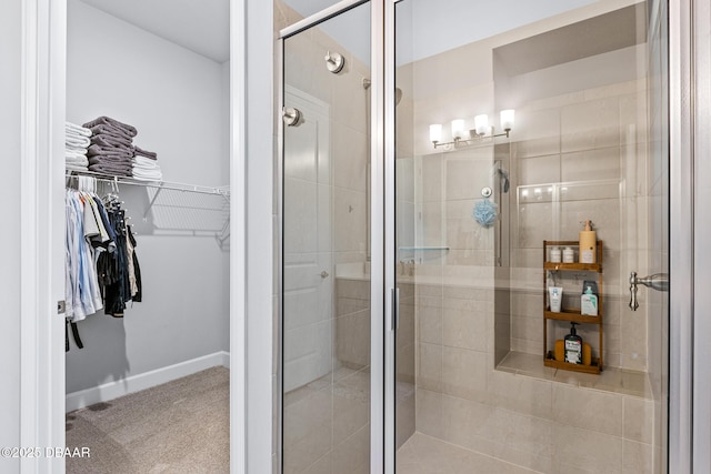 6423 Hanfield Ln, Port Orange, FL 32128 - full bath with a stall shower and a walk in closet
