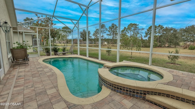 1453 Sunningdale Ln, Ormond Beach, FL 32174 - view of pool featuring a patio, a lanai, and a pool with connected hot tub