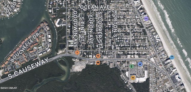 429 E 3rd Ave, New Smyrna Beach, FL 32169