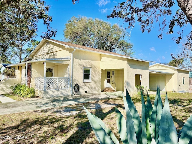 view of front of house featuring covered porch