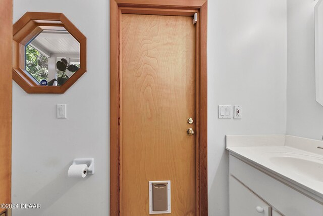 bathroom featuring vanity