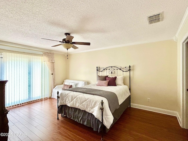 146 Deer Lake Cir, Ormond Beach, FL 32174 - bedroom featuring wood finished floors, ornamental molding, ceiling fan, and a textured ceiling