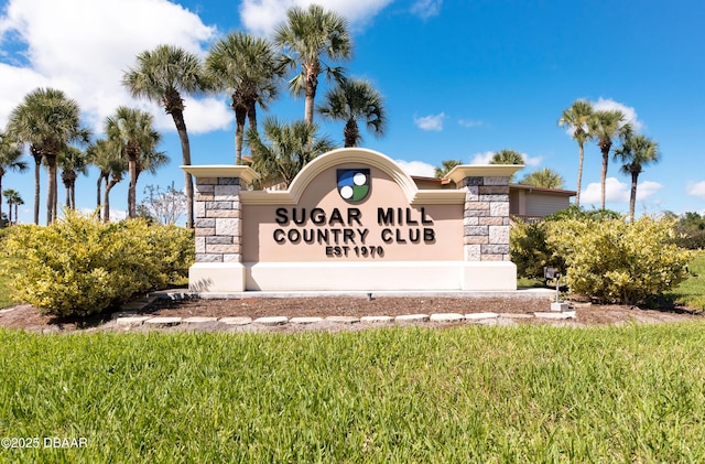 113 Club House Blvd, New Smyrna Beach, FL 32168 - community / neighborhood sign with a yard