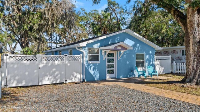 825 Magnolia Ave, Holly Hill, FL 32117 - photo 1
