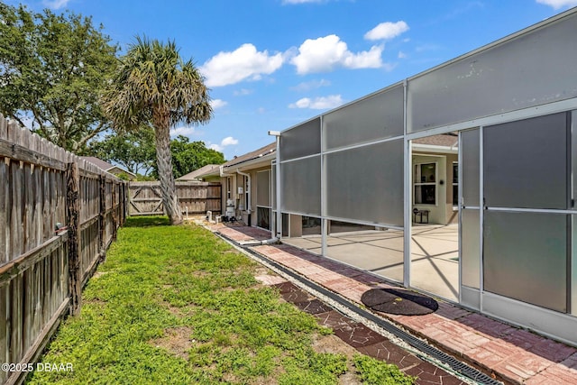 1001 Grassy Rdg, Port Orange, FL 32127 - view of yard with a patio
