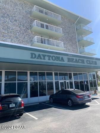 800 N Atlantic Ave Unit 508, Daytona Beach, FL 32118 - view of commercial location with uncovered parking