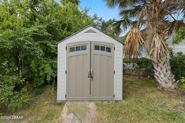 view of outbuilding