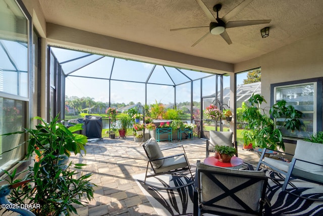1245 Hampstead Ln, Ormond Beach, FL 32174 - view of patio / terrace featuring a lanai, ceiling fan, and a jacuzzi