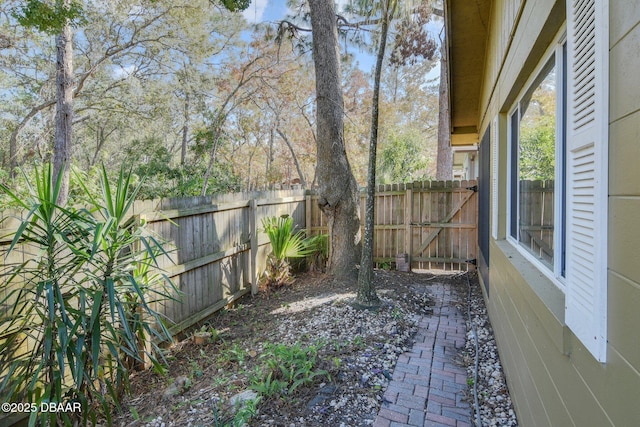 36 Summer Trees Rd, Port Orange, FL 32128 - view of yard with a gate