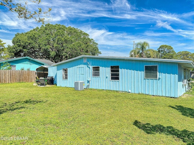 903 Conrad Dr, New Smyrna Beach, FL 32168 - view of front of property