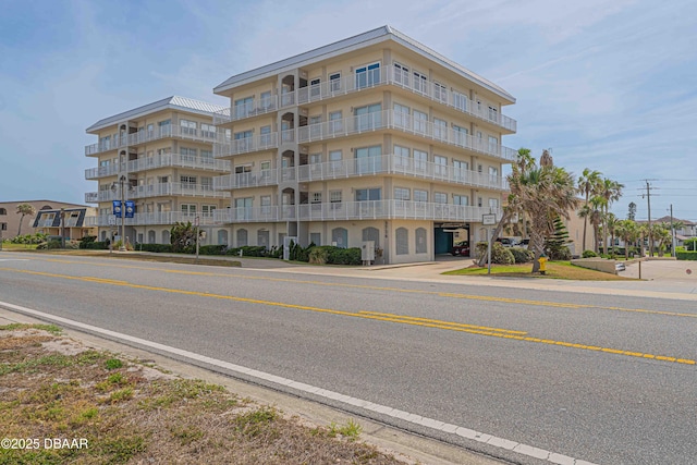 3756 S Atlantic Ave Unit 101, Daytona Beach, FL 32118 - view of building exterior