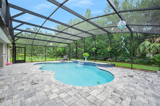 118 Bird Of Paradise Dr, Palm Coast, FL 32137 - swimming pool featuring a patio area and glass enclosure