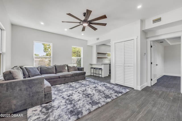 182 Howes St, Oak Hill, FL 32759 - living area with dark wood finished floors, baseboards, visible vents, ceiling fan, and recessed lighting