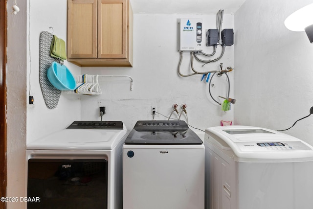 292 Fir St, Ormond Beach, FL 32174 - washroom featuring cabinet space and washing machine and dryer