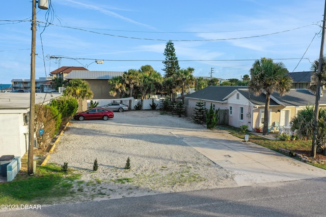 Listing photo 3 for 111 S 12th St, Flagler Beach FL 32136