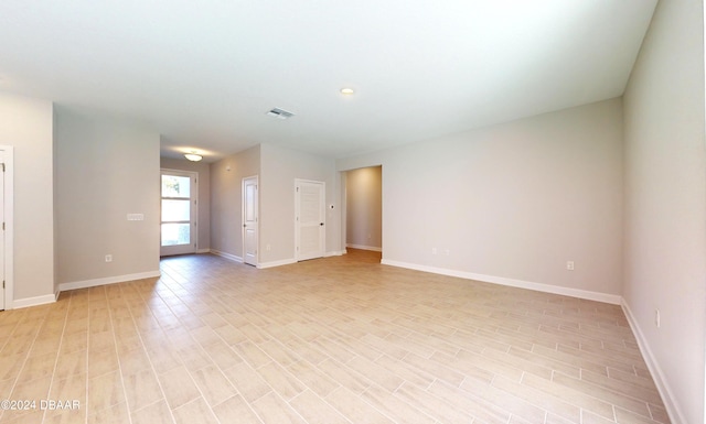 empty room featuring light hardwood / wood-style flooring