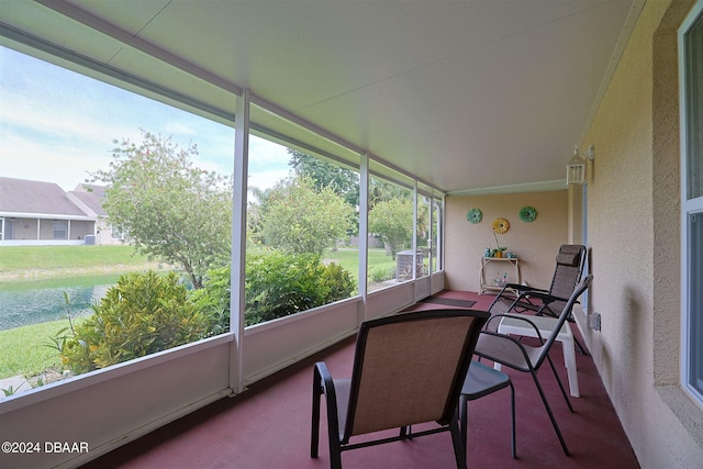 view of sunroom / solarium