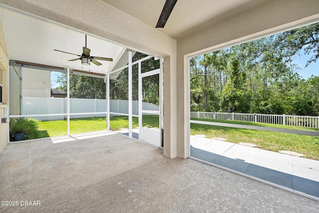 5 Cantilever Ct, Ormond Beach, FL 32174 - unfurnished sunroom featuring ceiling fan