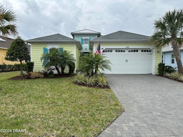 view of front of house with a front yard