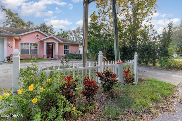 view of single story home