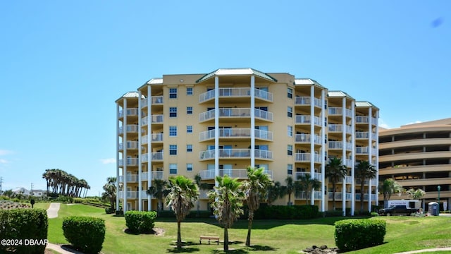 view of building exterior