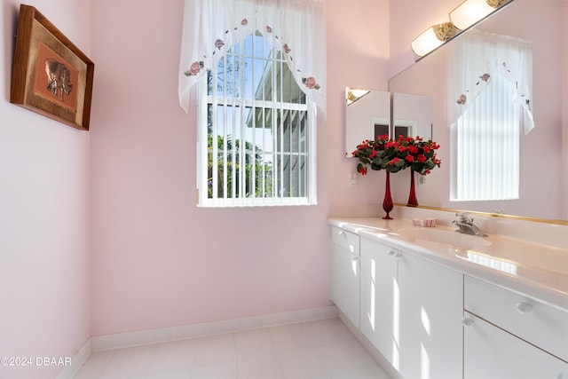 bathroom with vanity