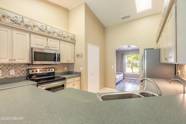 6049 Spruce Point Cir, Port Orange, FL 32128 - photo 10