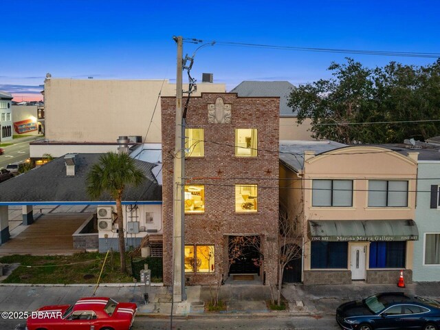 307 S Palmetto Ave, Daytona Beach, FL 32114 - photo 4