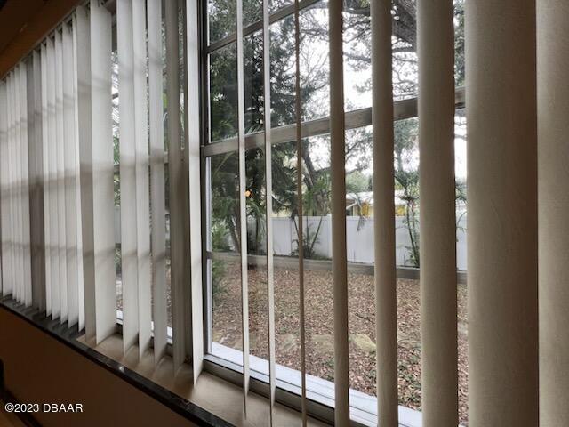 806 E 2nd Ave, New Smyrna Beach, FL 32169 - detailed view