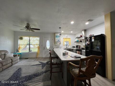 Listing photo 3 for 806 E 2nd Ave, New Smyrna Beach FL 32169