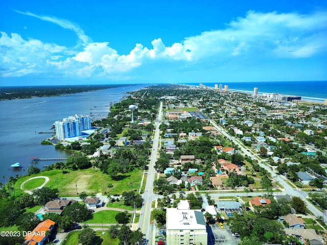 bird's eye view with a water view