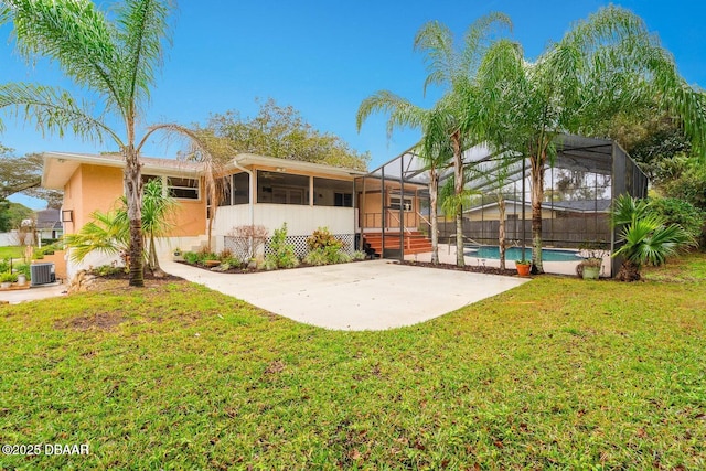 21 Pine Valley Cir, Ormond Beach, FL 32174 - rear view of property featuring a yard and stucco siding