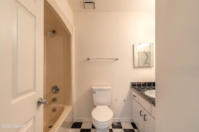 full bathroom featuring visible vents, baseboards, toilet, vanity, and shower / bathtub combination