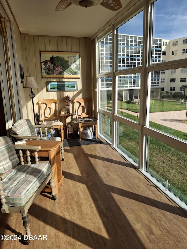 view of sunroom / solarium