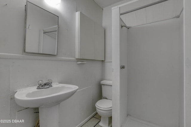 607 Marlene Dr, Holly Hill, FL 32117 - bathroom featuring a shower and tile patterned floors