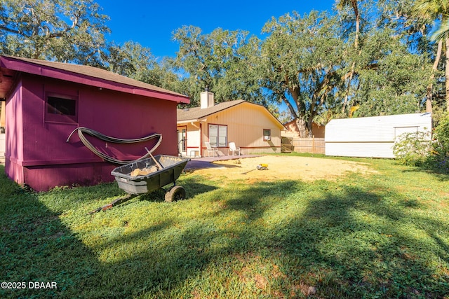 894 Quarters Ct, Port Orange, FL 32129 - view of yard with an outdoor structure