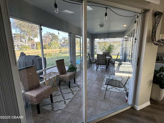 view of sunroom / solarium