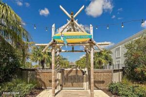 464 Tropics Ave, Daytona Beach, FL 32124 - view of home's community