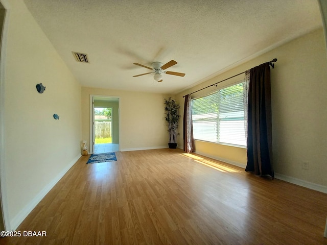 725 N Flamingo Dr, Holly Hill, FL 32117 - photo 2