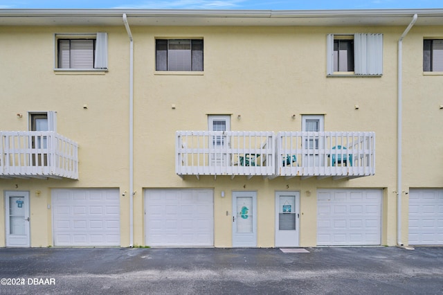 view of rear view of house