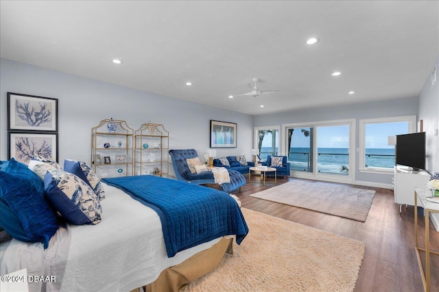 bedroom featuring dark wood-type flooring and ceiling fan