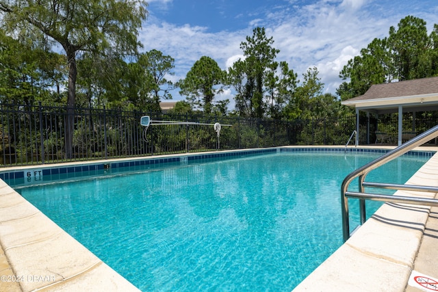 view of swimming pool